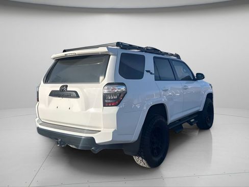 Used 2022 Toyota 4Runner TRD Off-Road Premium w/ Moonroof Package image 34