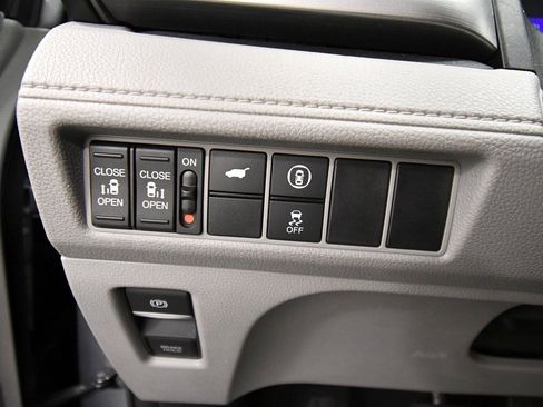 Certified 2023 Honda Odyssey EX-L image 20