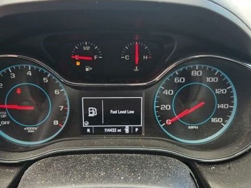Used 2018 Chevrolet Cruze LS FWD image 5