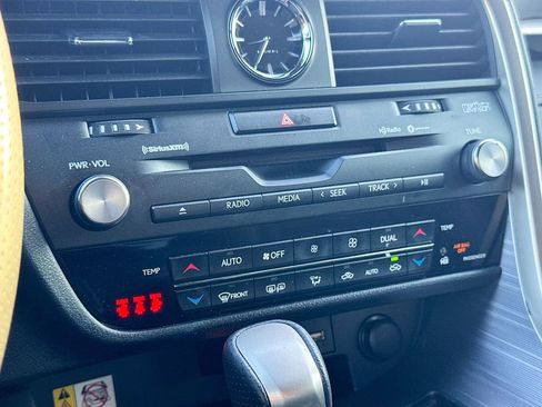 Used 2022 Lexus RX 450h F Sport image 28