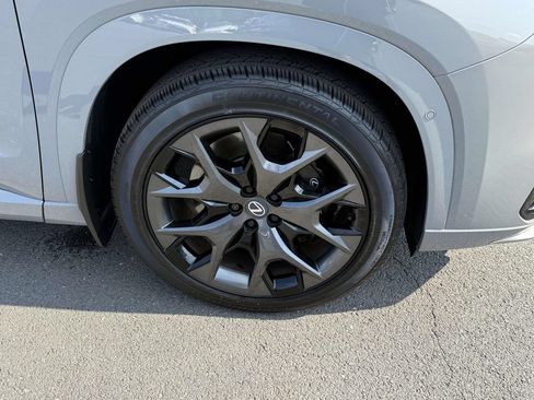 Used 2026 Lexus TX 500h AWD image 7