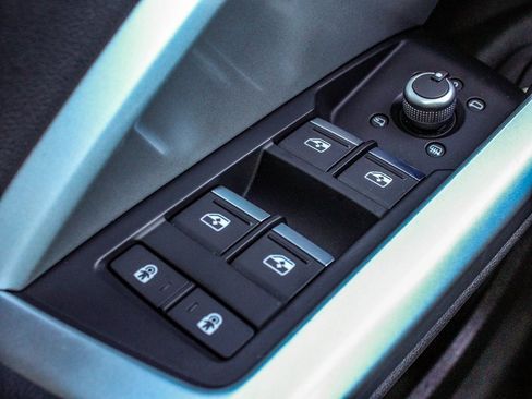 Used 2022 Audi Q3 2.0T Premium Plus image 10