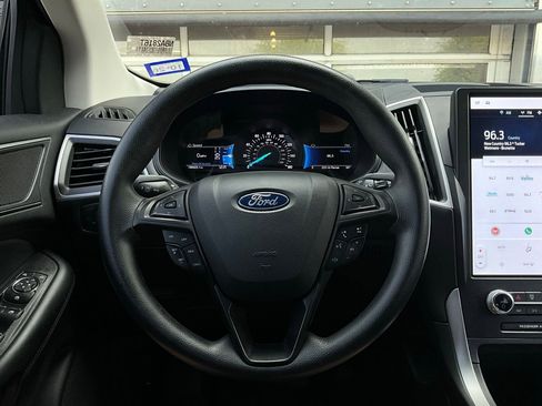 Used 2022 Ford Edge SE w/ Black Appearance Package image 31