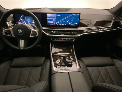Used 2025 BMW X5 xDrive40i w/ Executive Package AWD/4WD image 16