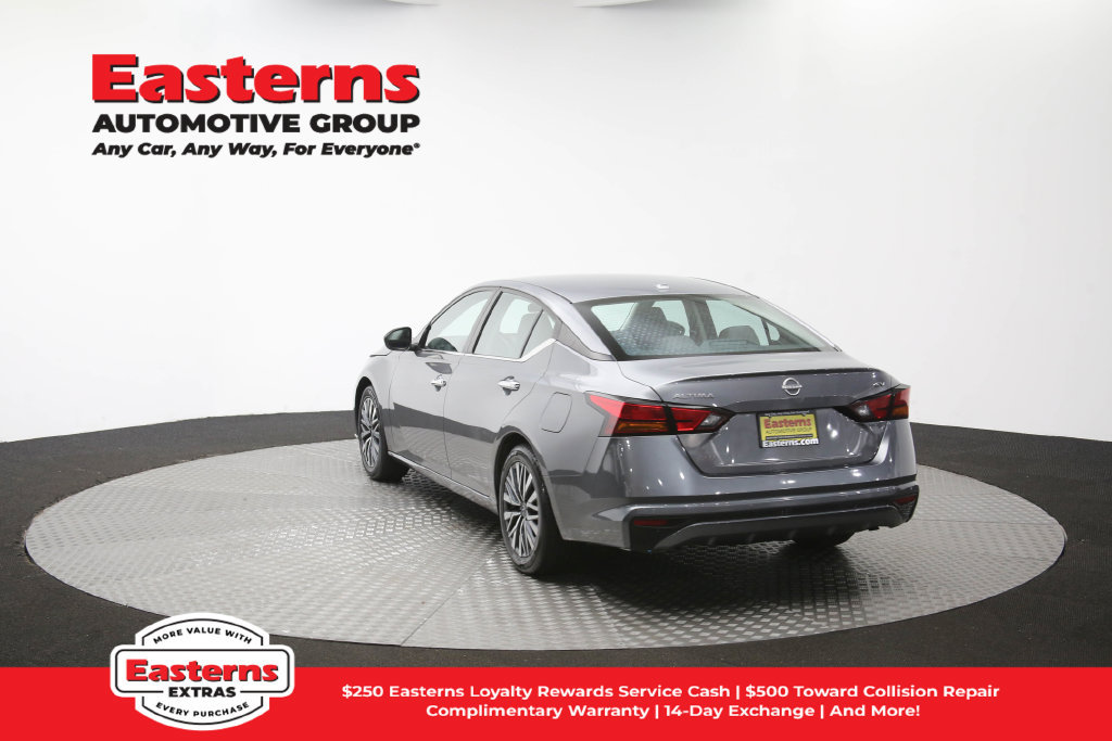Used 2024 Nissan Altima 2.5 SV FWD image 68