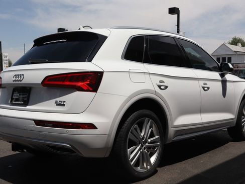 Used 2018 Audi Q5 Prestige w/ Prestige Package AWD/4WD image 5