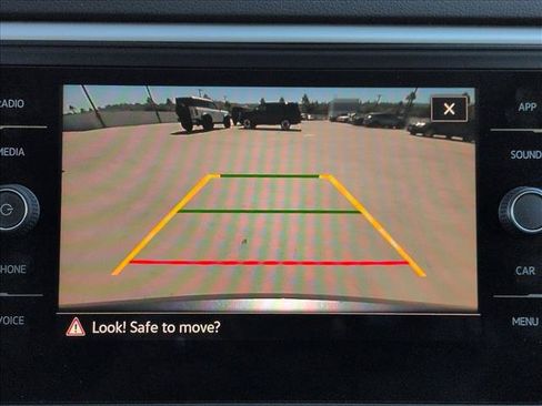 Used 2021 Volkswagen Atlas SE w/ Panoramic Sunroof Package FWD image 13