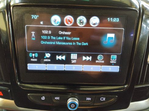 Used 2019 Chevrolet Traverse LT FWD image 25