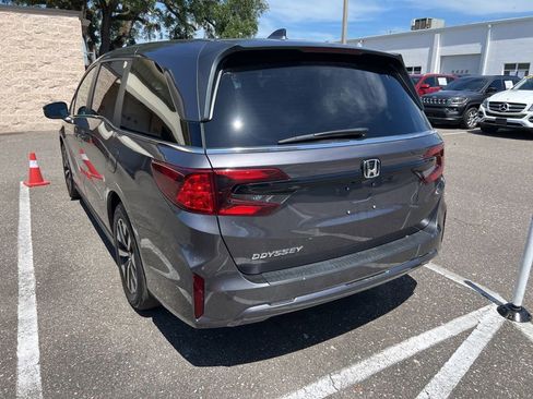 Used 2025 Honda Odyssey EX-L image 15