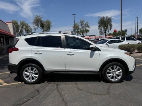 Used 2013 Toyota RAV4 Limited FWD image 2