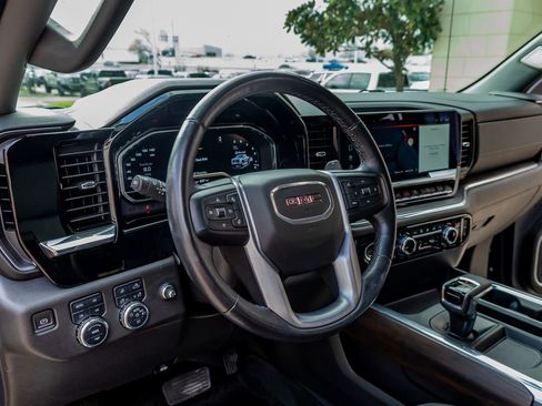 Used 2023 GMC Sierra 1500 SLT w/ SLT Premium Package image 15