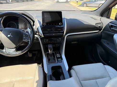 Used 2024 Mitsubishi Eclipse Cross SEL AWD/4WD image 15