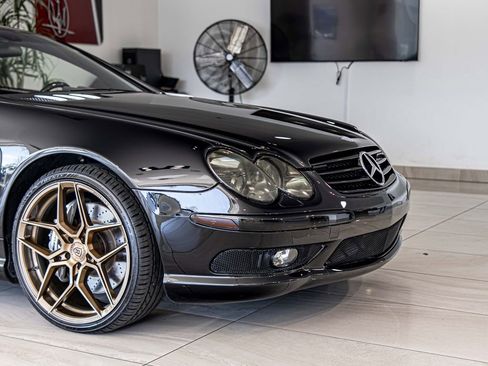 Used 2004 Mercedes-Benz SL 55 AMG image 3