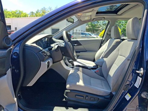 Used 2015 Honda Accord EX image 13