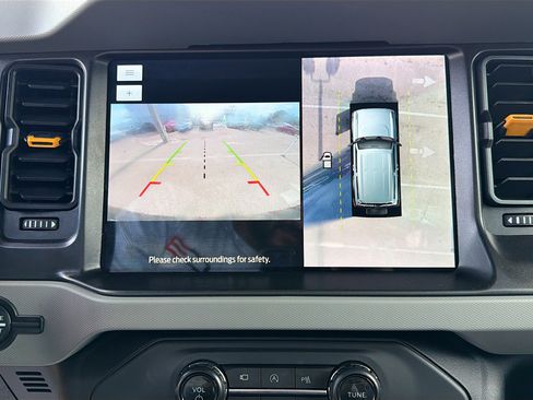 Used 2021 Ford Bronco Badlands image 29