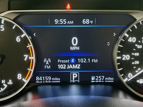 Used 2019 Nissan Altima 2.5 SR w/ SR Premium Package image 15