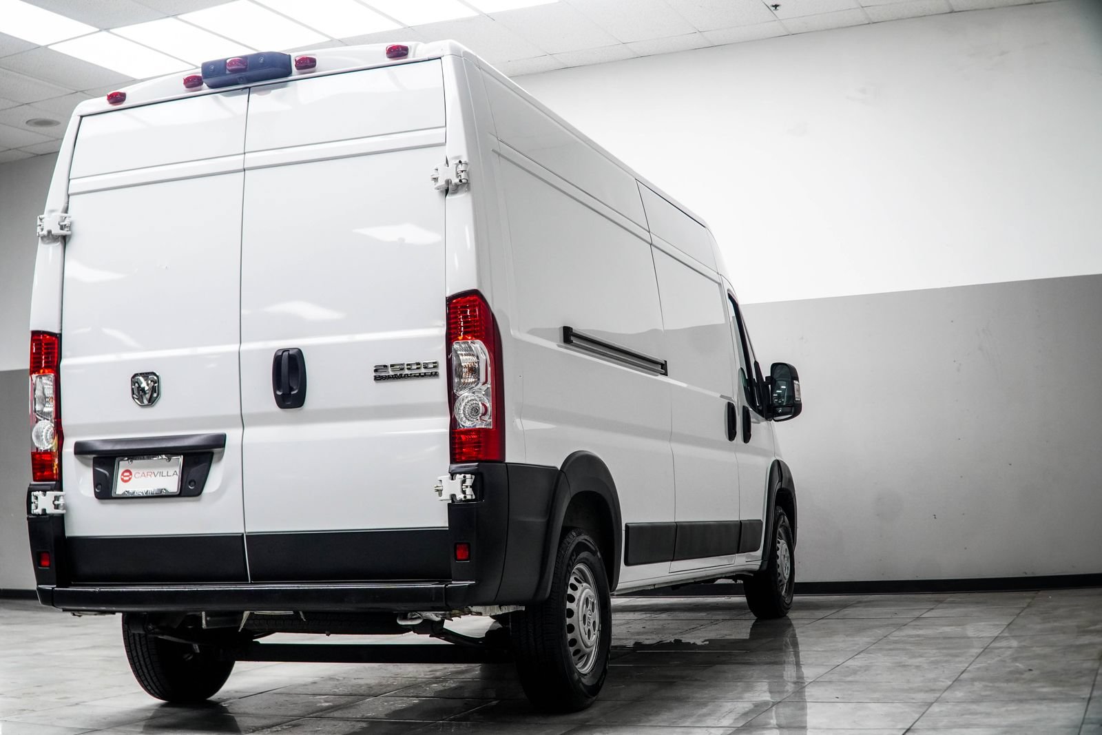 Used 2024 RAM ProMaster 2500 w/ Convenience Group FWD image 13
