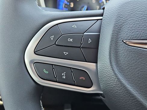 New 2026 Chrysler Pacifica Select image 24