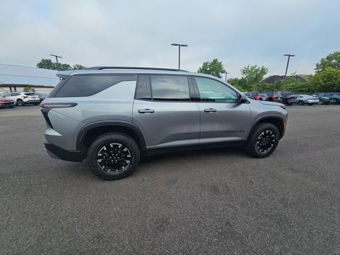 Used 2024 Chevrolet Traverse Z71 AWD/4WD image 10