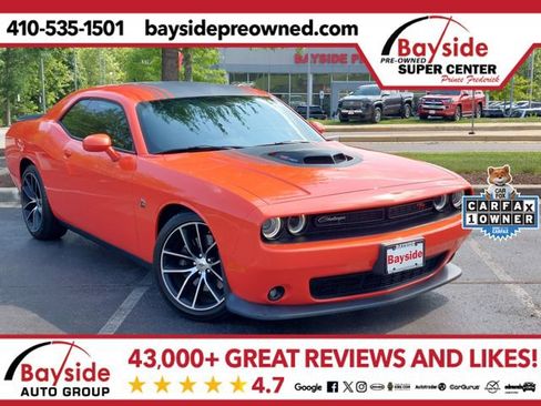 Used 2017 Dodge Challenger R/T Scat Pack RWD image 1