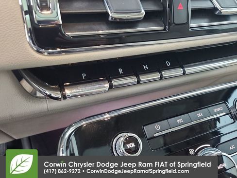 Used 2021 Lincoln Navigator Reserve w/ Luxury Package image 29