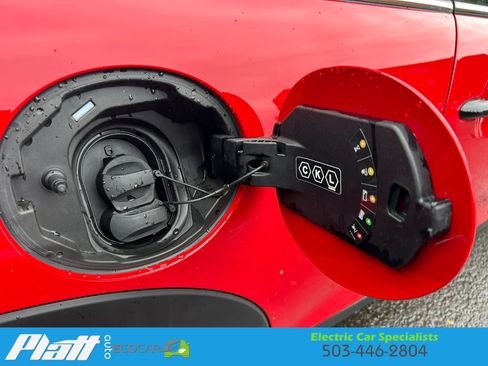 Used 2024 MINI Cooper SE FWD image 40