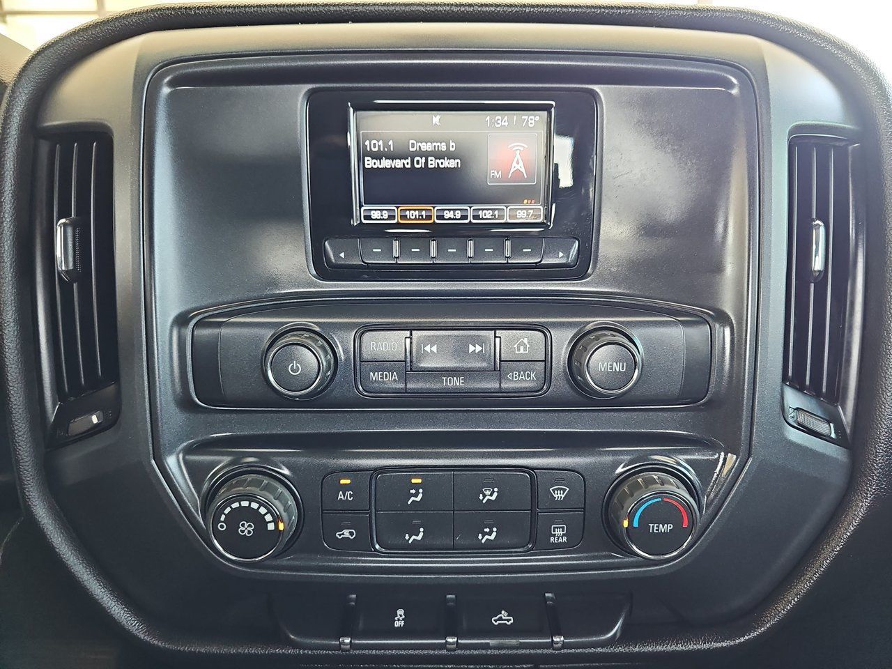 Used 2015 GMC Sierra 1500 4x4 Double Cab image 23