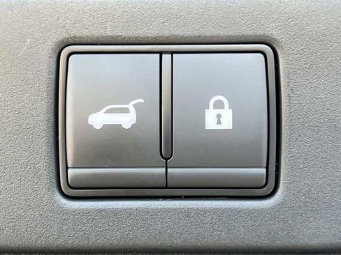 Used 2025 Nissan Pathfinder Platinum w/ Cargo Package FWD image 26