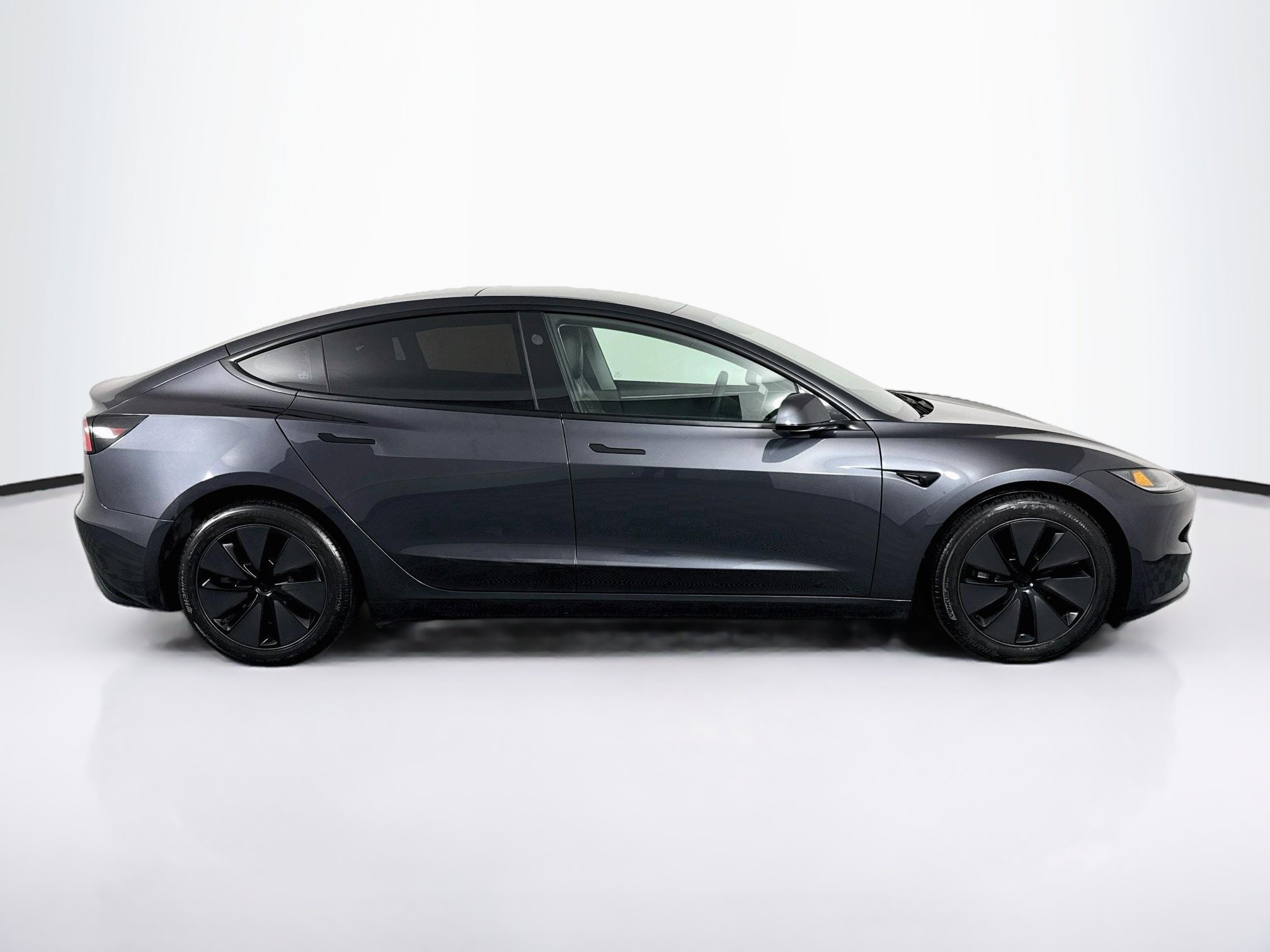 Used 2025 Tesla Model 3 Long Range AWD/4WD image 16