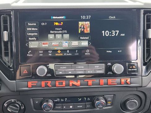 Certified 2025 Nissan Frontier PRO-4X w/ Tow Package AWD/4WD image 12