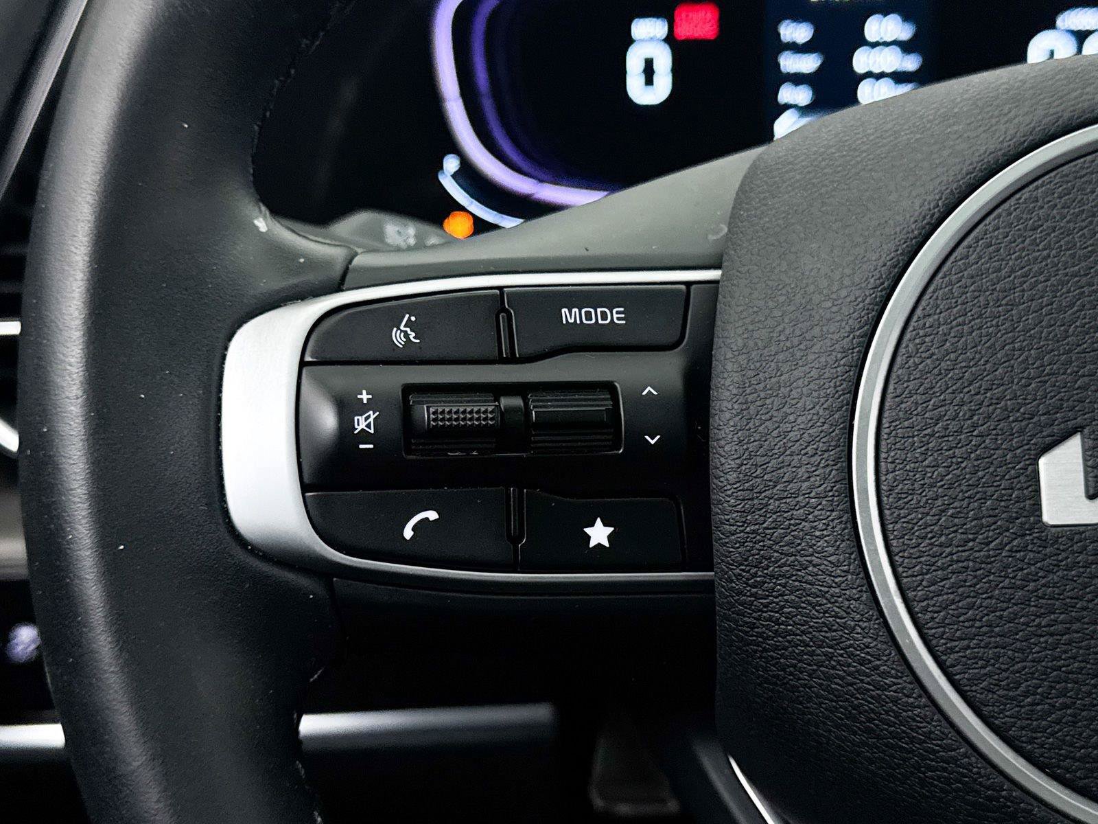 Used 2025 Kia Sportage X-Line w/ Premium Package AWD/4WD image 34