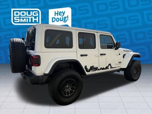 Certified 2022 Jeep Wrangler Unlimited Rubicon w/ Xtreme Recon 35" Tire Package AWD/4WD image 5