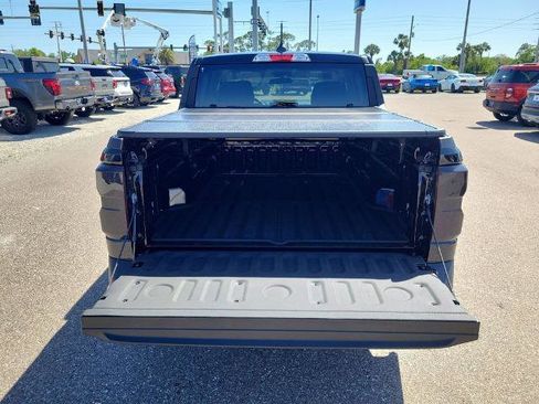 Certified 2025 Ford Maverick XLT w/ Equipment Group 302A AWD/4WD image 12