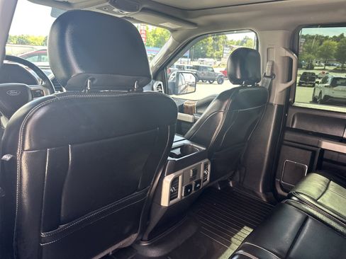 Used 2018 Ford F150 Lariat w/ Equipment Group 502A Luxury AWD/4WD image 28