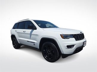 Used 2021 Jeep Grand Cherokee Freedom Edition image 1