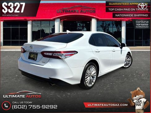 Used 2019 Toyota Camry XLE w/ Carpet Mat Package FWD image 3