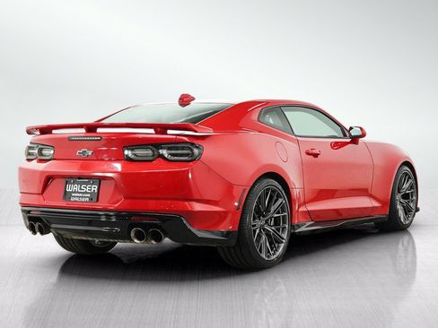 Used 2020 Chevrolet Camaro ZL1 RWD image 5