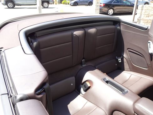 Used 2019 Porsche 911 Carrera image 19