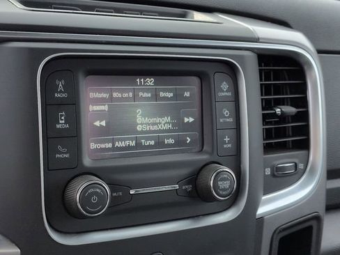 Used 2022 RAM 1500 Classic SLT image 24