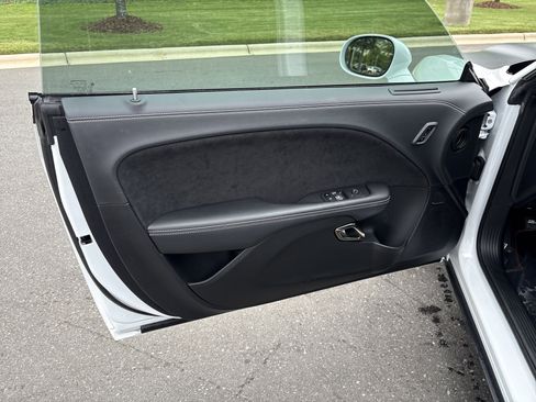 Used 2023 Dodge Challenger SRT Hellcat RWD image 15
