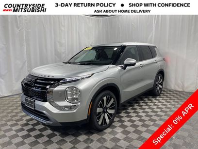 New 2025 Mitsubishi Outlander SE