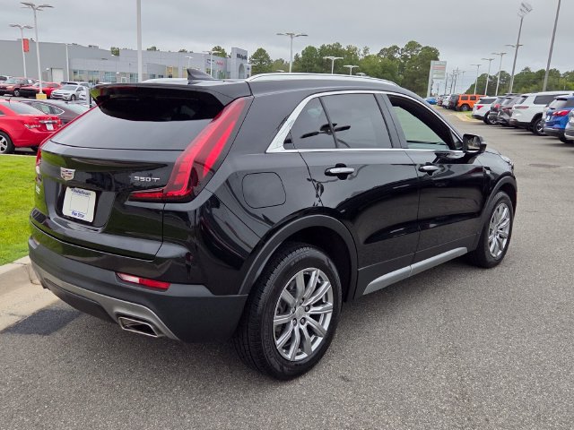 Used 2023 Cadillac XT4 Premium Luxury FWD image 13