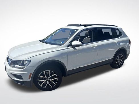 Used 2021 Volkswagen Tiguan S FWD image 2