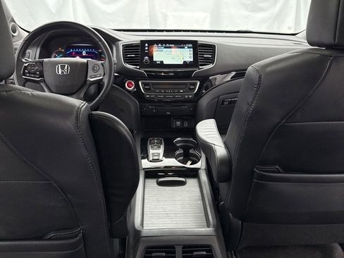 Used 2022 Honda Pilot Touring image 35
