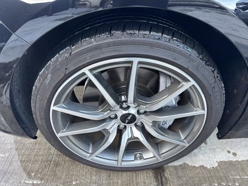 Used 2025 Genesis G70 2.5T image 21