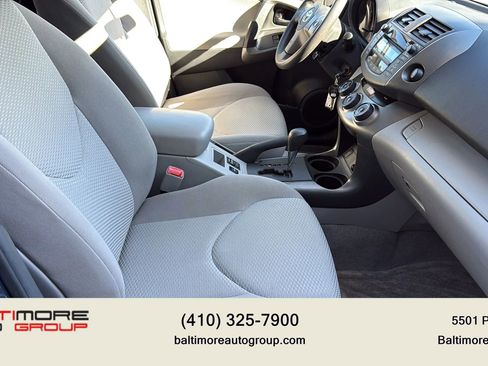 Used 2011 Toyota RAV4 4WD image 14