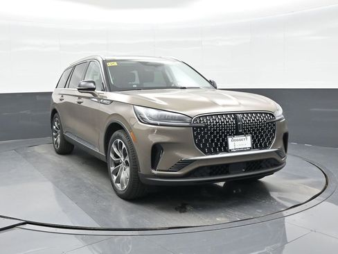 New 2026 Lincoln Aviator Reserve image 15