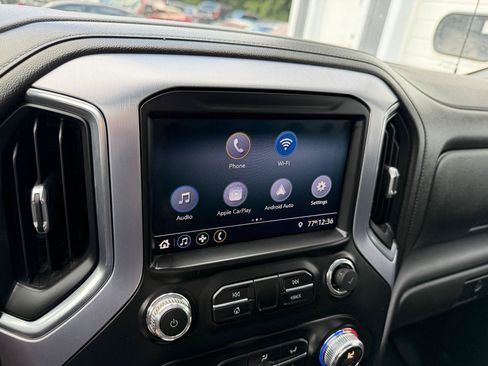 Used 2019 GMC Sierra 1500 SLE w/ SLE Value Package AWD/4WD image 14