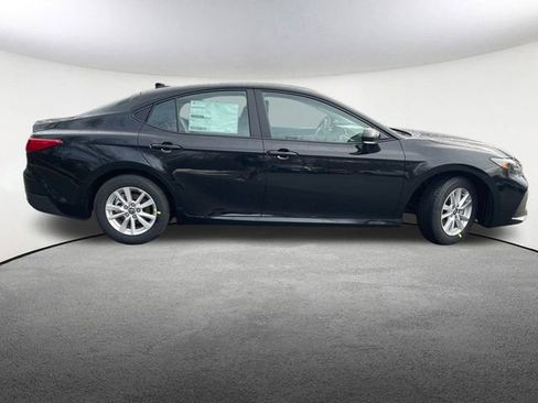 New 2026 Toyota Camry LE image 15