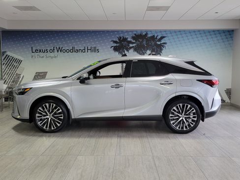 Certified 2025 Lexus RX 350 image 2